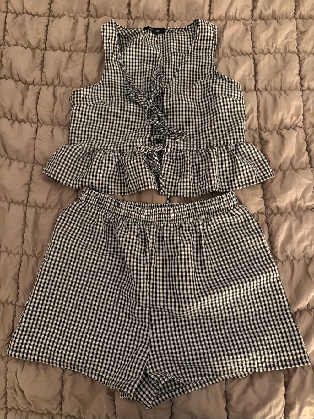 New Look Black & White Gingham Peplum Top and Shorts Set